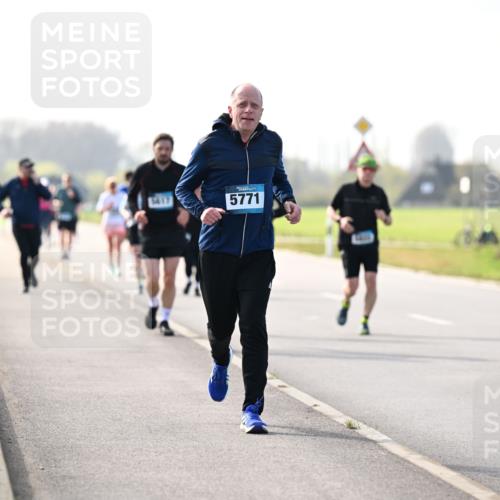 12.04.2026 - 45. Internationalen Wilhelmsburger Insellauf Dr. Thomas Lammeyer http://msf.ph/oto/9446275 12.04.2026 10:26:02 Laufen 5617, 5771 meine-sportfotos.de