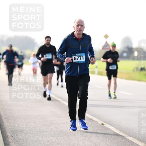 12.04.2026 - 45. Internationalen Wilhelmsburger Insellauf Dr. Thomas Lammeyer http://msf.ph/oto/9446279 12.04.2026 10:26:03 Laufen 5771 meine-sportfotos.de