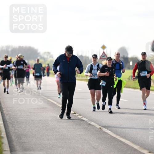12.04.2026 - 45. Internationalen Wilhelmsburger Insellauf Dr. Thomas Lammeyer http://msf.ph/oto/9446304 12.04.2026 10:26:10 Laufen 2283, 228, 5660 meine-sportfotos.de