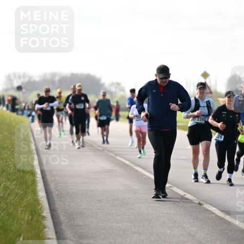 12.04.2026 - 45. Internationalen Wilhelmsburger Insellauf Dr. Thomas Lammeyer http://msf.ph/oto/9446307 12.04.2026 10:26:10 Laufen 2283, 28, 5660 meine-sportfotos.de