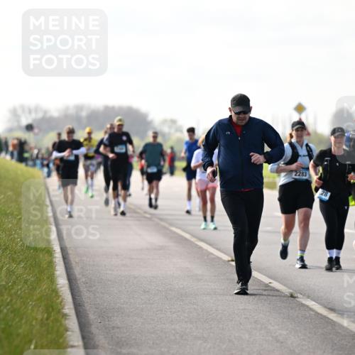 12.04.2026 - 45. Internationalen Wilhelmsburger Insellauf Dr. Thomas Lammeyer http://msf.ph/oto/9446308 12.04.2026 10:26:10 Laufen 2283, 28, 5660 meine-sportfotos.de