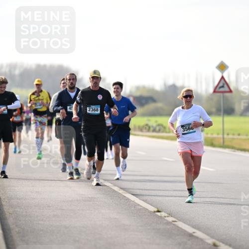 12.04.2026 - 45. Internationalen Wilhelmsburger Insellauf Dr. Thomas Lammeyer http://msf.ph/oto/9446313 12.04.2026 10:26:14 Laufen 45, 2368, 3568 meine-sportfotos.de