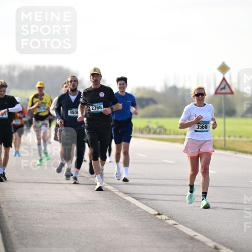 12.04.2026 - 45. Internationalen Wilhelmsburger Insellauf Dr. Thomas Lammeyer http://msf.ph/oto/9446315 12.04.2026 10:26:14 Laufen 450, 2368, 3568 meine-sportfotos.de