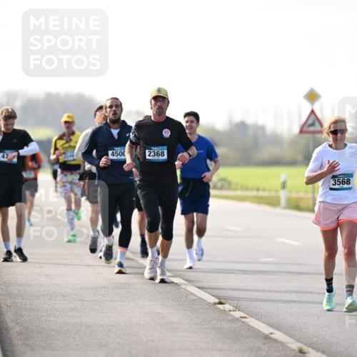 12.04.2026 - 45. Internationalen Wilhelmsburger Insellauf Dr. Thomas Lammeyer http://msf.ph/oto/9446325 12.04.2026 10:26:15 Laufen 4500, 2368, 3568 meine-sportfotos.de