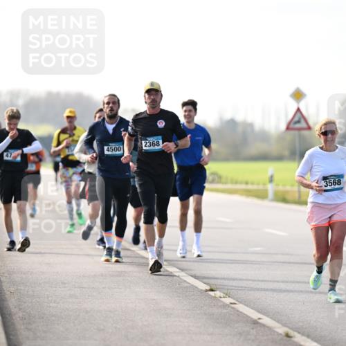 12.04.2026 - 45. Internationalen Wilhelmsburger Insellauf Dr. Thomas Lammeyer http://msf.ph/oto/9446326 12.04.2026 10:26:15 Laufen 4500, 2368, 3568 meine-sportfotos.de