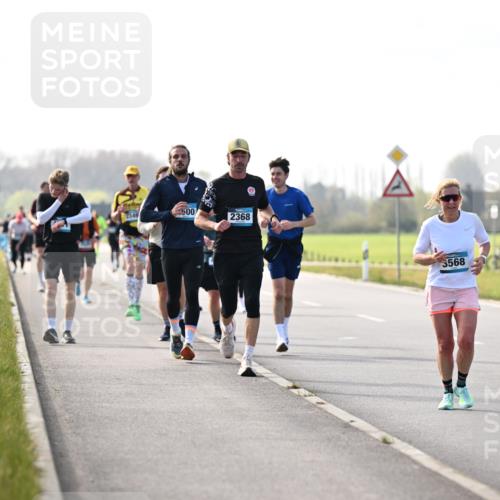 12.04.2026 - 45. Internationalen Wilhelmsburger Insellauf Dr. Thomas Lammeyer http://msf.ph/oto/9446328 12.04.2026 10:26:16 Laufen 82349, 500, 2368, 3568 meine-sportfotos.de