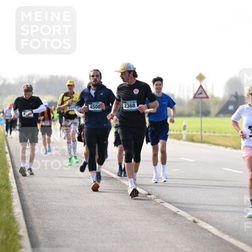 12.04.2026 - 45. Internationalen Wilhelmsburger Insellauf Dr. Thomas Lammeyer http://msf.ph/oto/9446335 12.04.2026 10:26:17 Laufen 2349, 4500, 2368, 3568 meine-sportfotos.de