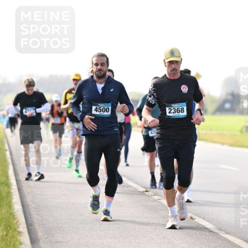 12.04.2026 - 45. Internationalen Wilhelmsburger Insellauf Dr. Thomas Lammeyer http://msf.ph/oto/9446350 12.04.2026 10:26:19 Laufen 4500, 2368 meine-sportfotos.de
