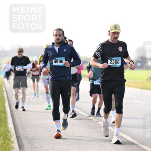 12.04.2026 - 45. Internationalen Wilhelmsburger Insellauf Dr. Thomas Lammeyer http://msf.ph/oto/9446352 12.04.2026 10:26:20 Laufen 4500, 2368 meine-sportfotos.de
