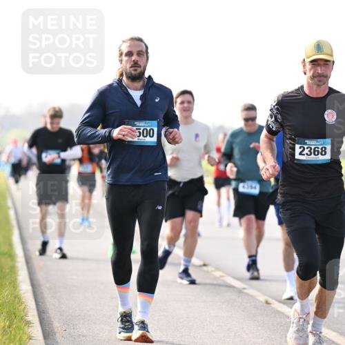 12.04.2026 - 45. Internationalen Wilhelmsburger Insellauf Dr. Thomas Lammeyer http://msf.ph/oto/9446359 12.04.2026 10:26:21 Laufen 500, 4364, 2368 meine-sportfotos.de