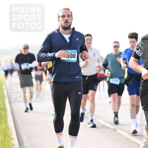 12.04.2026 - 45. Internationalen Wilhelmsburger Insellauf Dr. Thomas Lammeyer http://msf.ph/oto/9446364 12.04.2026 10:26:21 Laufen 500, 2368 meine-sportfotos.de