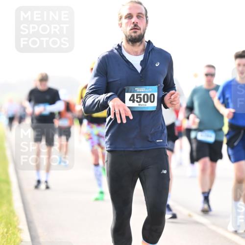 12.04.2026 - 45. Internationalen Wilhelmsburger Insellauf Dr. Thomas Lammeyer http://msf.ph/oto/9446369 12.04.2026 10:26:22 Laufen 4500 meine-sportfotos.de