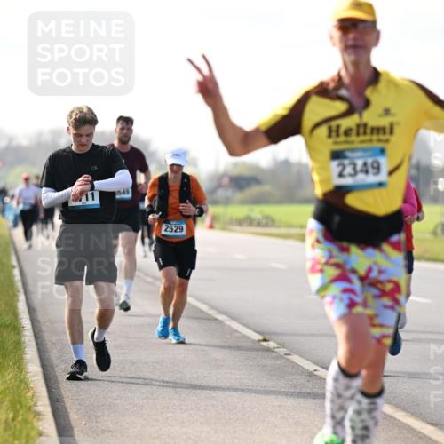 12.04.2026 - 45. Internationalen Wilhelmsburger Insellauf Dr. Thomas Lammeyer http://msf.ph/oto/9446387 12.04.2026 10:26:25 Laufen 2529, 2349, 5333 meine-sportfotos.de