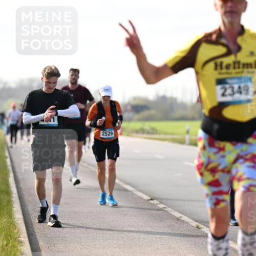 12.04.2026 - 45. Internationalen Wilhelmsburger Insellauf Dr. Thomas Lammeyer http://msf.ph/oto/9446390 12.04.2026 10:26:26 Laufen 2529, 2349, 5333 meine-sportfotos.de