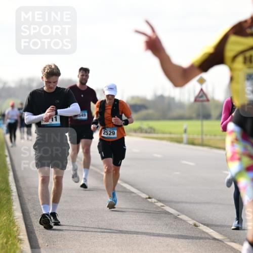 12.04.2026 - 45. Internationalen Wilhelmsburger Insellauf Dr. Thomas Lammeyer http://msf.ph/oto/9446393 12.04.2026 10:26:26 Laufen 2529, 2349 meine-sportfotos.de