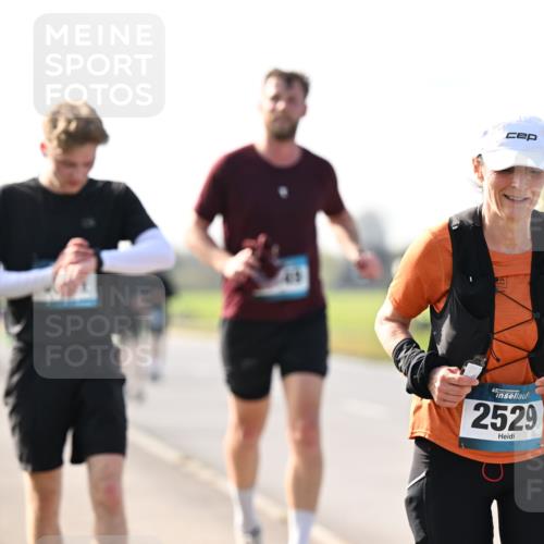 12.04.2026 - 45. Internationalen Wilhelmsburger Insellauf Dr. Thomas Lammeyer http://msf.ph/oto/9446412 12.04.2026 10:26:31 Laufen 45, 2529 meine-sportfotos.de