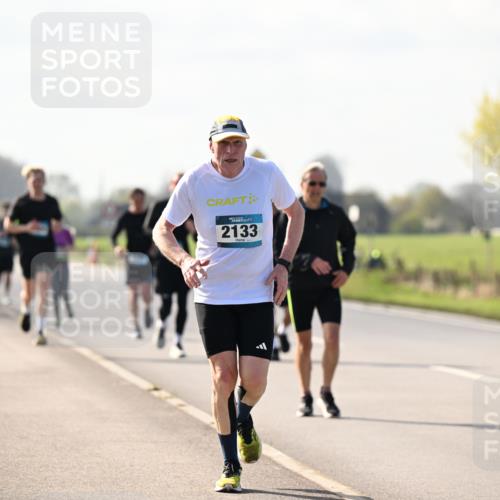 12.04.2026 - 45. Internationalen Wilhelmsburger Insellauf Dr. Thomas Lammeyer http://msf.ph/oto/9446417 12.04.2026 10:26:37 Laufen 45, 2133 meine-sportfotos.de