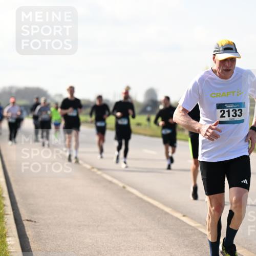 12.04.2026 - 45. Internationalen Wilhelmsburger Insellauf Dr. Thomas Lammeyer http://msf.ph/oto/9446431 12.04.2026 10:26:39 Laufen 45, 2133 meine-sportfotos.de