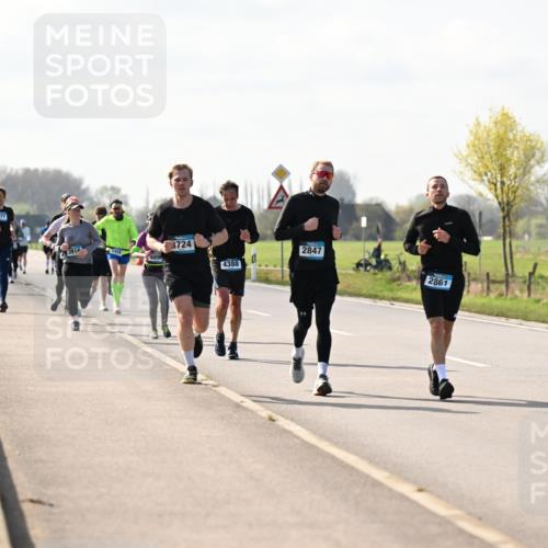 12.04.2026 - 45. Internationalen Wilhelmsburger Insellauf Dr. Thomas Lammeyer http://msf.ph/oto/9446437 12.04.2026 10:26:40 Laufen 3577, 391, 489, 3724, 4388, 2847, 2861 meine-sportfotos.de