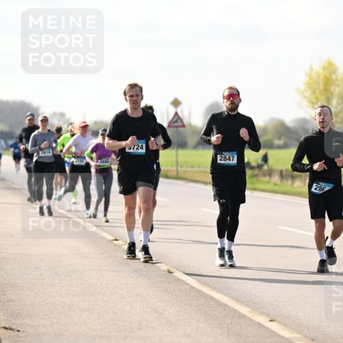 12.04.2026 - 45. Internationalen Wilhelmsburger Insellauf Dr. Thomas Lammeyer http://msf.ph/oto/9446444 12.04.2026 10:26:41 Laufen 5724, 2847, 286 meine-sportfotos.de