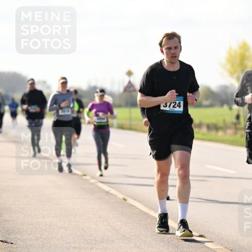 12.04.2026 - 45. Internationalen Wilhelmsburger Insellauf Dr. Thomas Lammeyer http://msf.ph/oto/9446460 12.04.2026 10:26:44 Laufen 3724, 2847 meine-sportfotos.de
