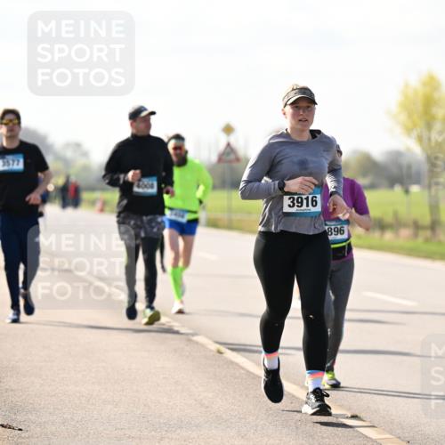 12.04.2026 - 45. Internationalen Wilhelmsburger Insellauf Dr. Thomas Lammeyer http://msf.ph/oto/9446485 12.04.2026 10:26:48 Laufen 3577, 4000, 3916, 896 meine-sportfotos.de