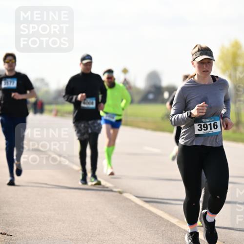 12.04.2026 - 45. Internationalen Wilhelmsburger Insellauf Dr. Thomas Lammeyer http://msf.ph/oto/9446490 12.04.2026 10:26:48 Laufen 3916 meine-sportfotos.de