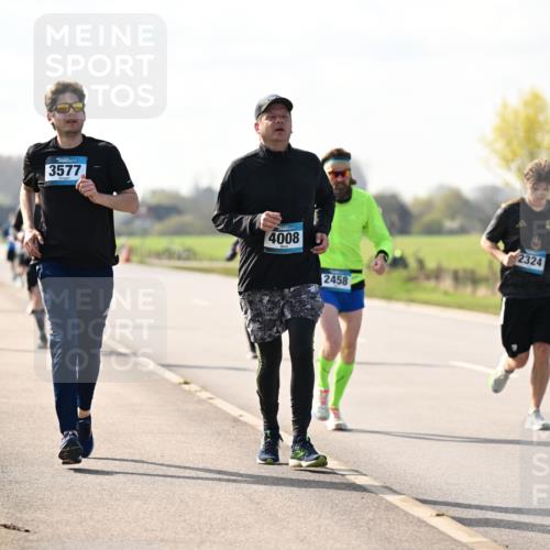 12.04.2026 - 45. Internationalen Wilhelmsburger Insellauf Dr. Thomas Lammeyer http://msf.ph/oto/9446496 12.04.2026 10:26:50 Laufen 3577, 4008, 2458, 2324, 4896 meine-sportfotos.de
