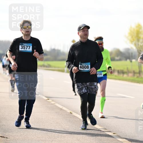 12.04.2026 - 45. Internationalen Wilhelmsburger Insellauf Dr. Thomas Lammeyer http://msf.ph/oto/9446499 12.04.2026 10:26:50 Laufen 3577, 4008, 458, 2324 meine-sportfotos.de