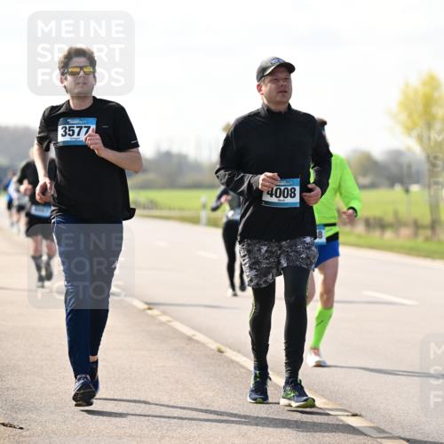12.04.2026 - 45. Internationalen Wilhelmsburger Insellauf Dr. Thomas Lammeyer http://msf.ph/oto/9446500 12.04.2026 10:26:50 Laufen 3577, 4008, 2324 meine-sportfotos.de