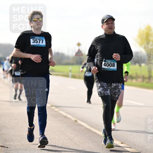 12.04.2026 - 45. Internationalen Wilhelmsburger Insellauf Dr. Thomas Lammeyer http://msf.ph/oto/9446503 12.04.2026 10:26:51 Laufen 3577, 4008, 2324 meine-sportfotos.de