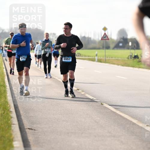 12.04.2026 - 45. Internationalen Wilhelmsburger Insellauf Dr. Thomas Lammeyer http://msf.ph/oto/9446510 12.04.2026 10:26:53 Laufen 4703, 4158, 5557 meine-sportfotos.de