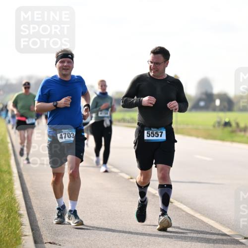 12.04.2026 - 45. Internationalen Wilhelmsburger Insellauf Dr. Thomas Lammeyer http://msf.ph/oto/9446525 12.04.2026 10:26:56 Laufen 4703, 5557 meine-sportfotos.de