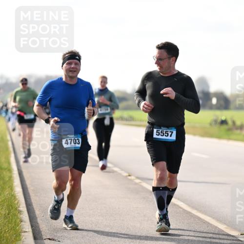 12.04.2026 - 45. Internationalen Wilhelmsburger Insellauf Dr. Thomas Lammeyer http://msf.ph/oto/9446527 12.04.2026 10:26:56 Laufen 4703, 5557 meine-sportfotos.de