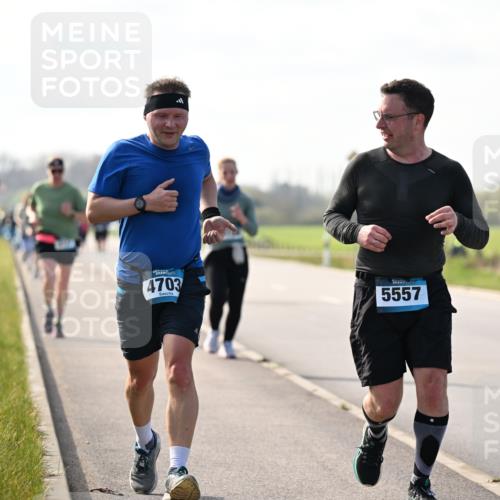 12.04.2026 - 45. Internationalen Wilhelmsburger Insellauf Dr. Thomas Lammeyer http://msf.ph/oto/9446531 12.04.2026 10:26:56 Laufen 45, 4703, 5557 meine-sportfotos.de