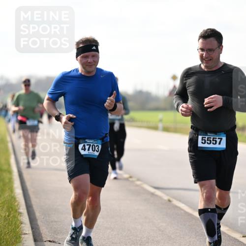 12.04.2026 - 45. Internationalen Wilhelmsburger Insellauf Dr. Thomas Lammeyer http://msf.ph/oto/9446533 12.04.2026 10:26:57 Laufen 4703, 5557 meine-sportfotos.de