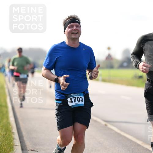 12.04.2026 - 45. Internationalen Wilhelmsburger Insellauf Dr. Thomas Lammeyer http://msf.ph/oto/9446538 12.04.2026 10:26:57 Laufen 45, 4703, 5557 meine-sportfotos.de