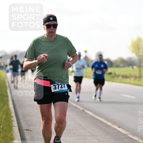 12.04.2026 - 45. Internationalen Wilhelmsburger Insellauf Dr. Thomas Lammeyer http://msf.ph/oto/9446564 12.04.2026 10:27:04 Laufen 3727 meine-sportfotos.de