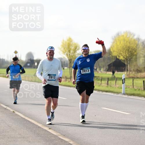 12.04.2026 - 45. Internationalen Wilhelmsburger Insellauf Dr. Thomas Lammeyer http://msf.ph/oto/9446576 12.04.2026 10:27:07 Laufen 2912, 2913 meine-sportfotos.de