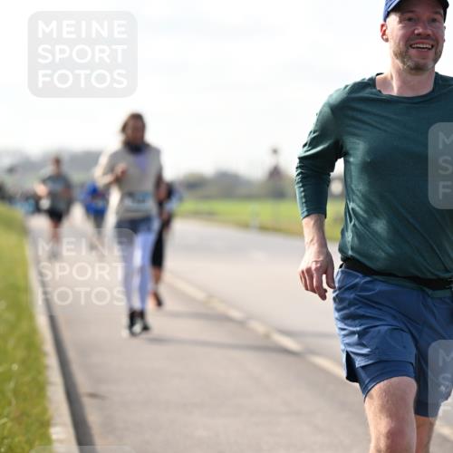 12.04.2026 - 45. Internationalen Wilhelmsburger Insellauf Dr. Thomas Lammeyer http://msf.ph/oto/9446587 12.04.2026 10:27:14 Laufen 53 meine-sportfotos.de
