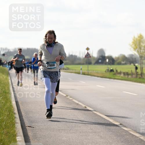 12.04.2026 - 45. Internationalen Wilhelmsburger Insellauf Dr. Thomas Lammeyer http://msf.ph/oto/9446593 12.04.2026 10:27:15 Laufen 2988 meine-sportfotos.de
