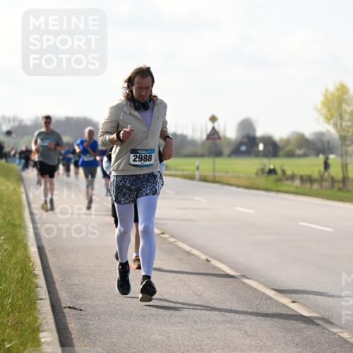 12.04.2026 - 45. Internationalen Wilhelmsburger Insellauf Dr. Thomas Lammeyer http://msf.ph/oto/9446596 12.04.2026 10:27:15 Laufen 2988 meine-sportfotos.de