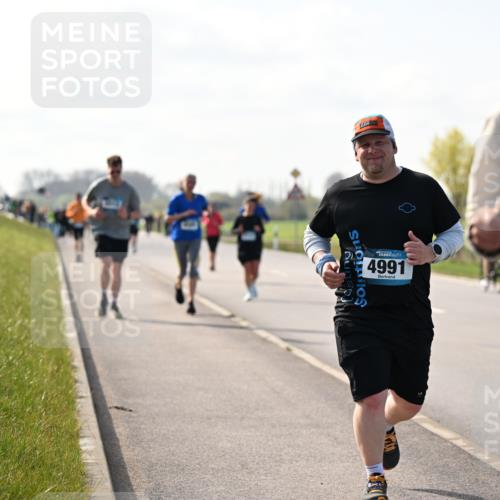 12.04.2026 - 45. Internationalen Wilhelmsburger Insellauf Dr. Thomas Lammeyer http://msf.ph/oto/9446609 12.04.2026 10:27:18 Laufen 15, 4991, 2988 meine-sportfotos.de