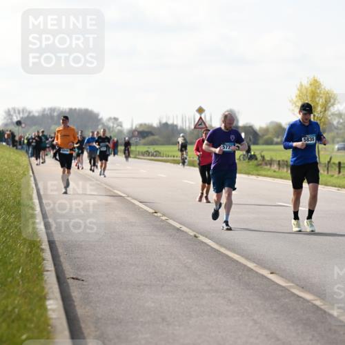 12.04.2026 - 45. Internationalen Wilhelmsburger Insellauf Dr. Thomas Lammeyer http://msf.ph/oto/9446631 12.04.2026 10:27:25 Laufen 5777, 5844, 5835, 4714 meine-sportfotos.de