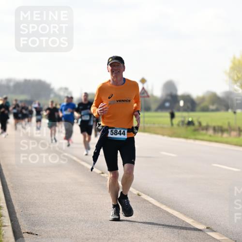 12.04.2026 - 45. Internationalen Wilhelmsburger Insellauf Dr. Thomas Lammeyer http://msf.ph/oto/9446654 12.04.2026 10:27:31 Laufen 5844 meine-sportfotos.de