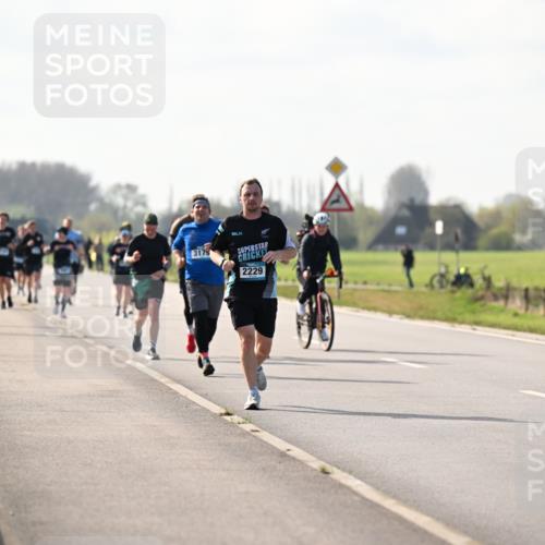 12.04.2026 - 45. Internationalen Wilhelmsburger Insellauf Dr. Thomas Lammeyer http://msf.ph/oto/9446656 12.04.2026 10:27:34 Laufen 3179, 2229 meine-sportfotos.de