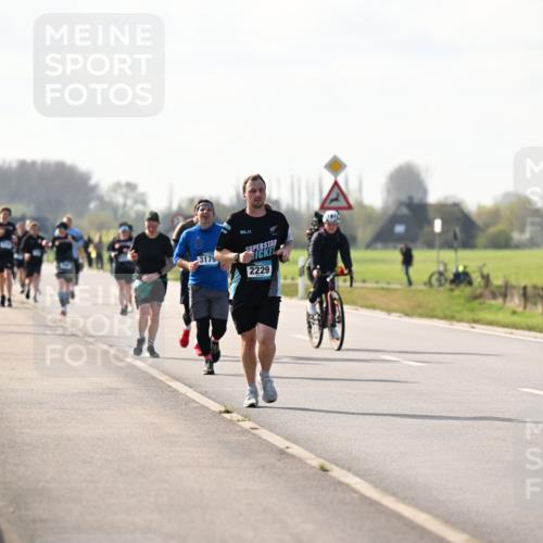 12.04.2026 - 45. Internationalen Wilhelmsburger Insellauf Dr. Thomas Lammeyer http://msf.ph/oto/9446657 12.04.2026 10:27:34 Laufen 3175, 2229 meine-sportfotos.de
