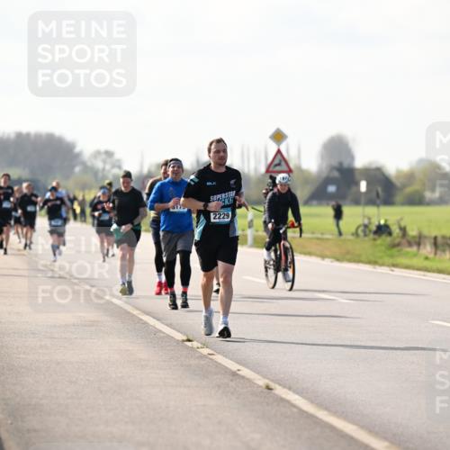 12.04.2026 - 45. Internationalen Wilhelmsburger Insellauf Dr. Thomas Lammeyer http://msf.ph/oto/9446658 12.04.2026 10:27:35 Laufen 2229 meine-sportfotos.de
