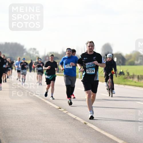 12.04.2026 - 45. Internationalen Wilhelmsburger Insellauf Dr. Thomas Lammeyer http://msf.ph/oto/9446670 12.04.2026 10:27:36 Laufen 3179, 2229 meine-sportfotos.de