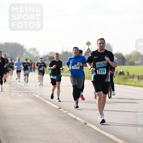 12.04.2026 - 45. Internationalen Wilhelmsburger Insellauf Dr. Thomas Lammeyer http://msf.ph/oto/9446675 12.04.2026 10:27:37 Laufen 3179, 2229 meine-sportfotos.de